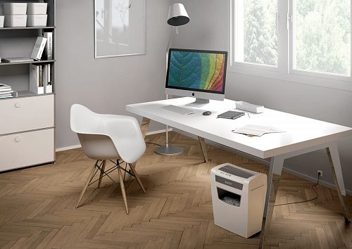 Leitz 80090000 Шредер Leitz IQ Home Office (секр.P-4)/фрагменты/10лист./23лтр./скрепки/скобы